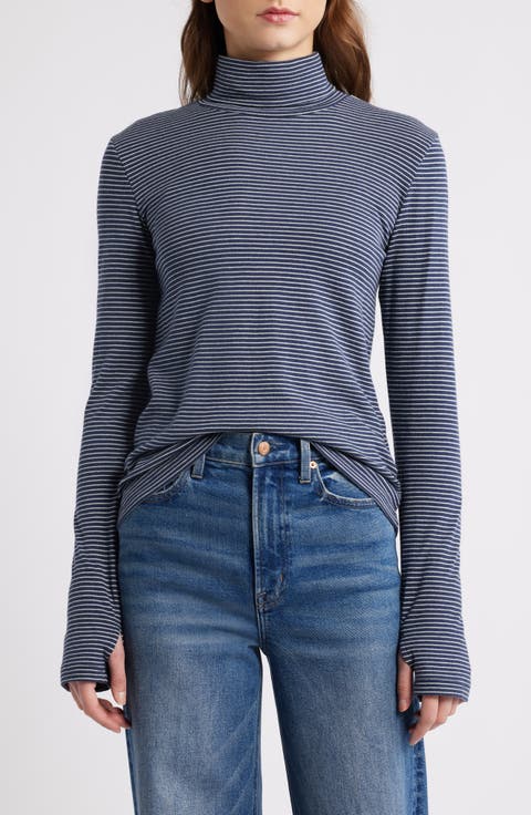 Feather Cloud Layering Turtleneck Top