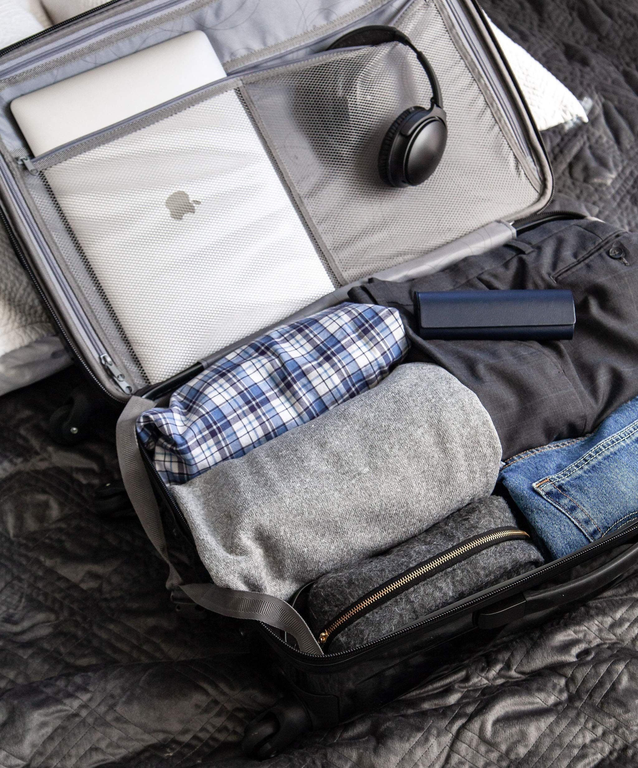 Samsonite Winfield 2 Checked-Medium 24-Inch Hardside Expandable Luggage with Spinner Wheels, Alternate, color, Charcoal