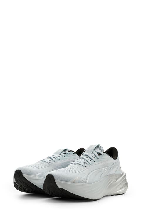 Maxima Pro Sneaker (Women)