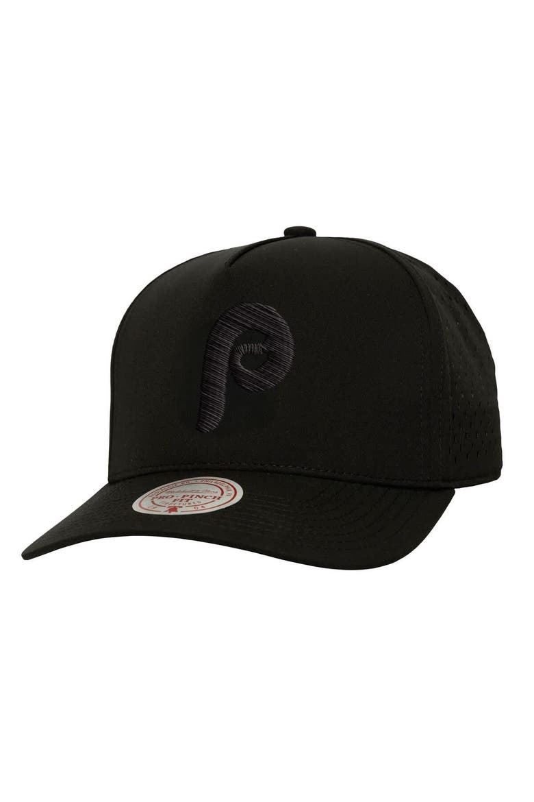 Men's Mitchell & Ness  Black Philadelphia Phillies Perfect Icon Pro Pinch Snapback Hat, Main, color, Black