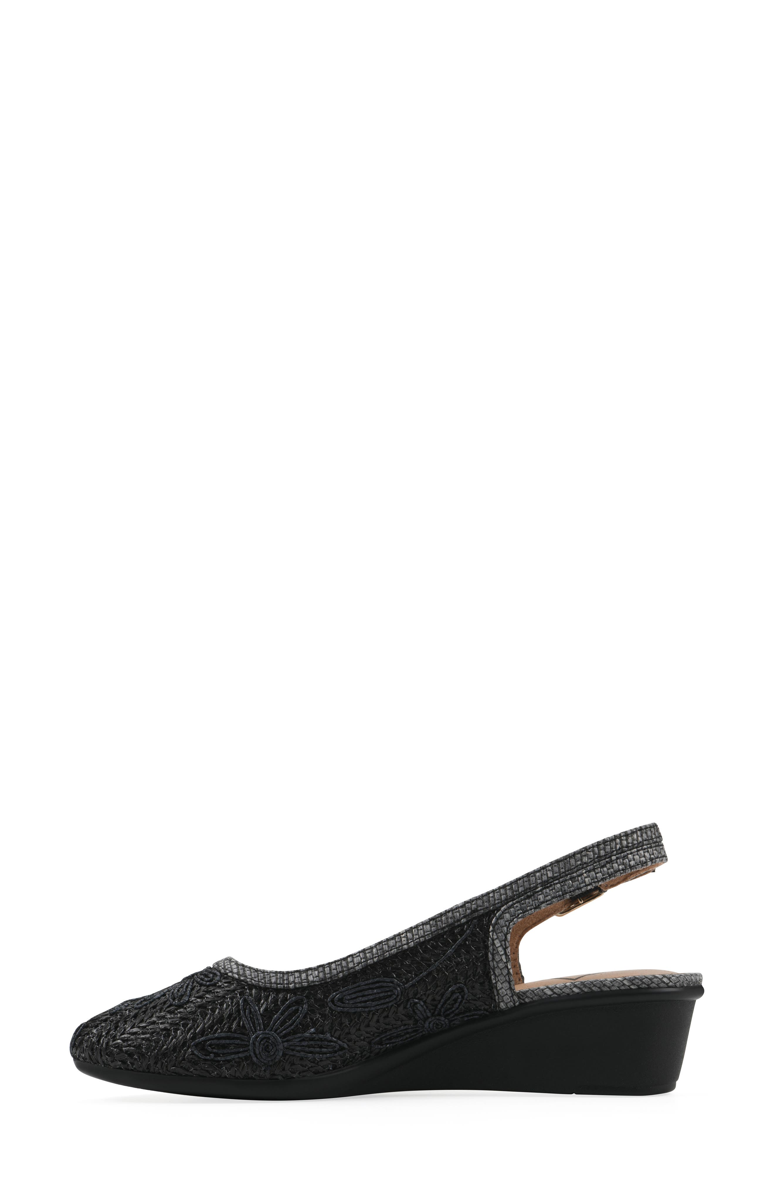 CLIFFS BY WHITE MOUNTAIN Borris Slingback Wedge, Alternate, color, 