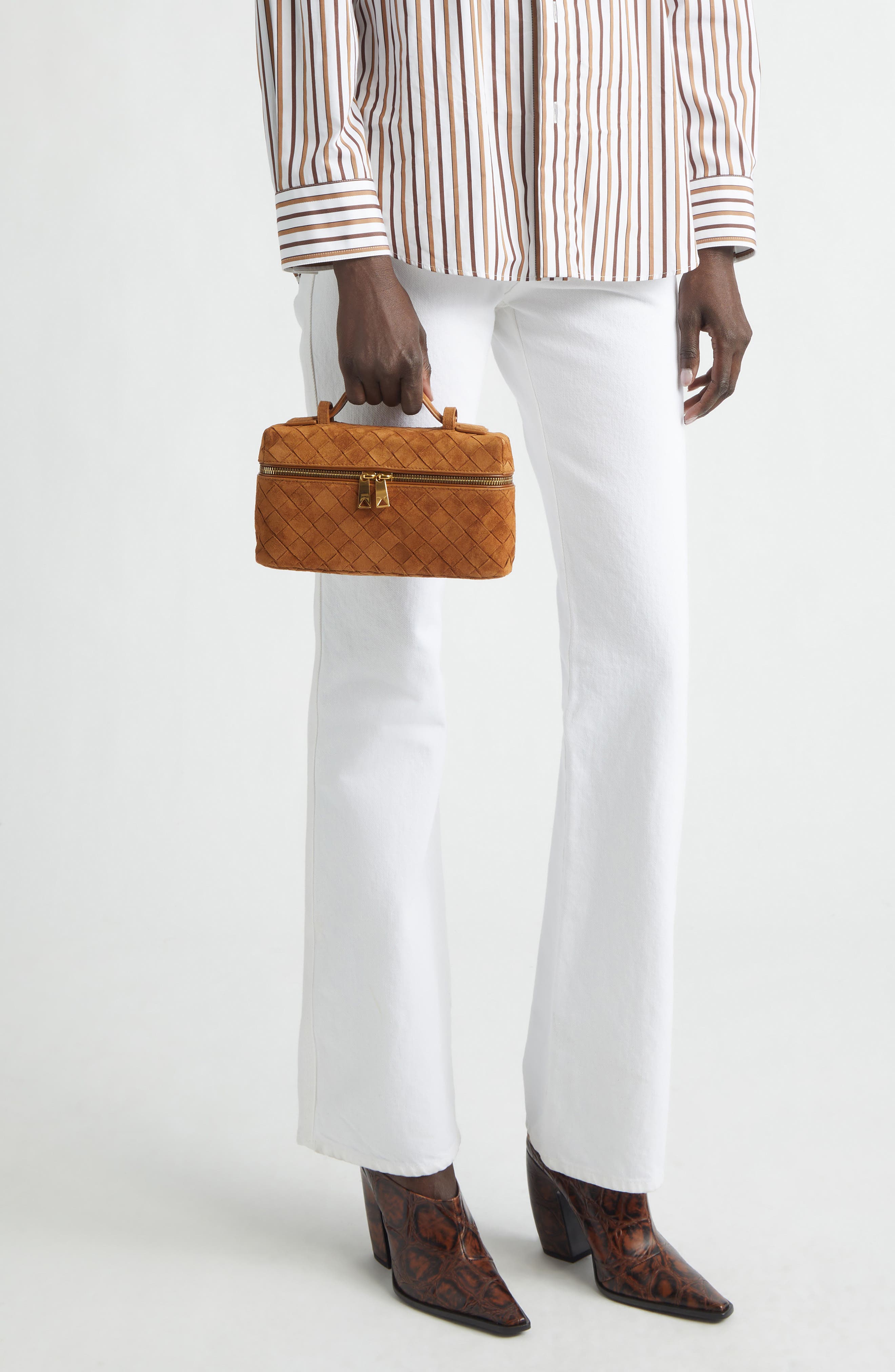 Bottega Veneta Bang Bang Intrecciato Suede Vanity Case, Alternate, color, 2588 Amber-Gold