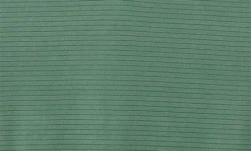 Tommy Bahama Bay Stripe Islandzone® V-neck Performance T-shirt