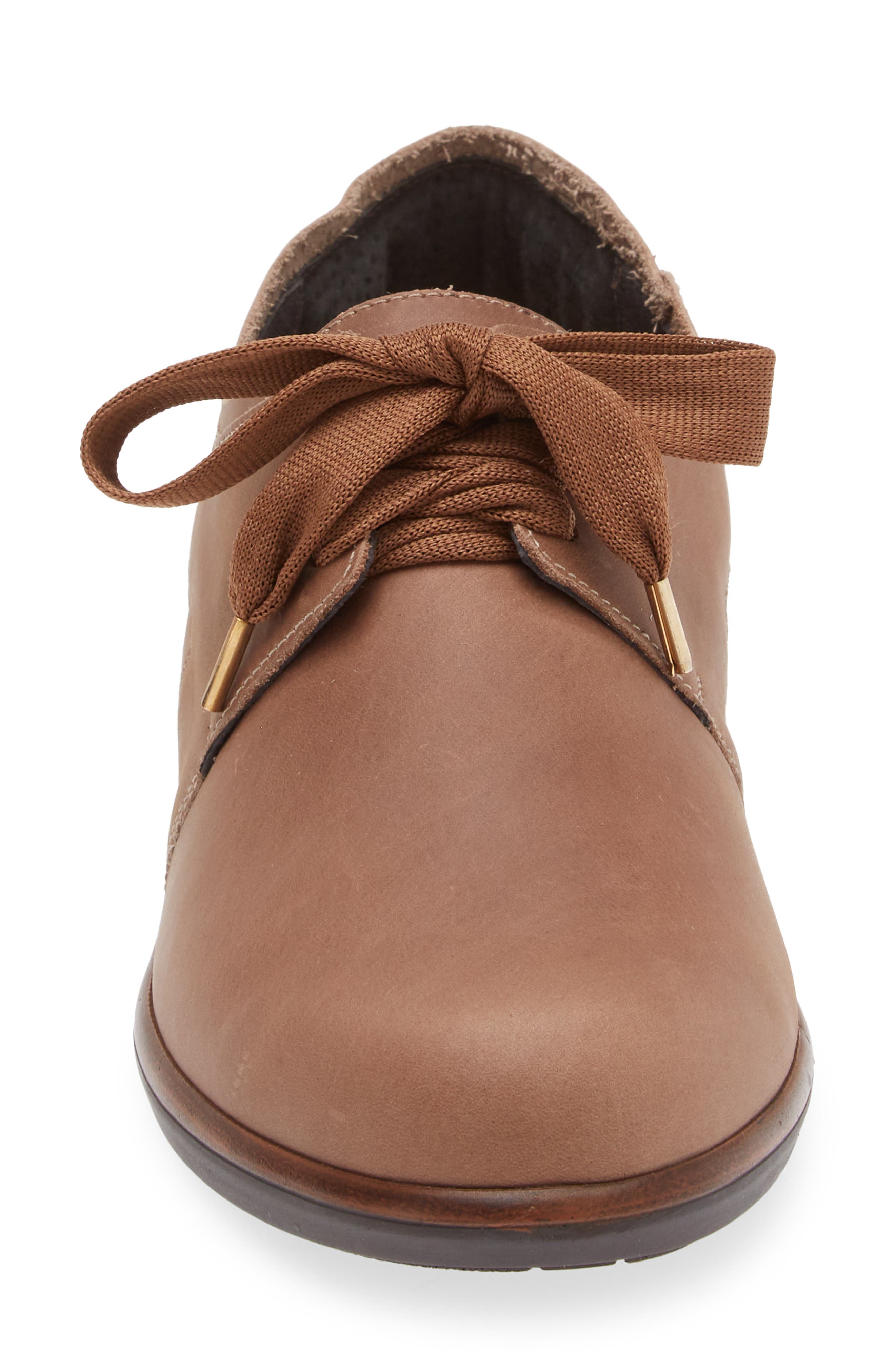 Blizzard Derby, Alternate, color, OILY BARK NUBUCK