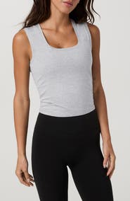 Vuori Halo Essential Scoop Tank
