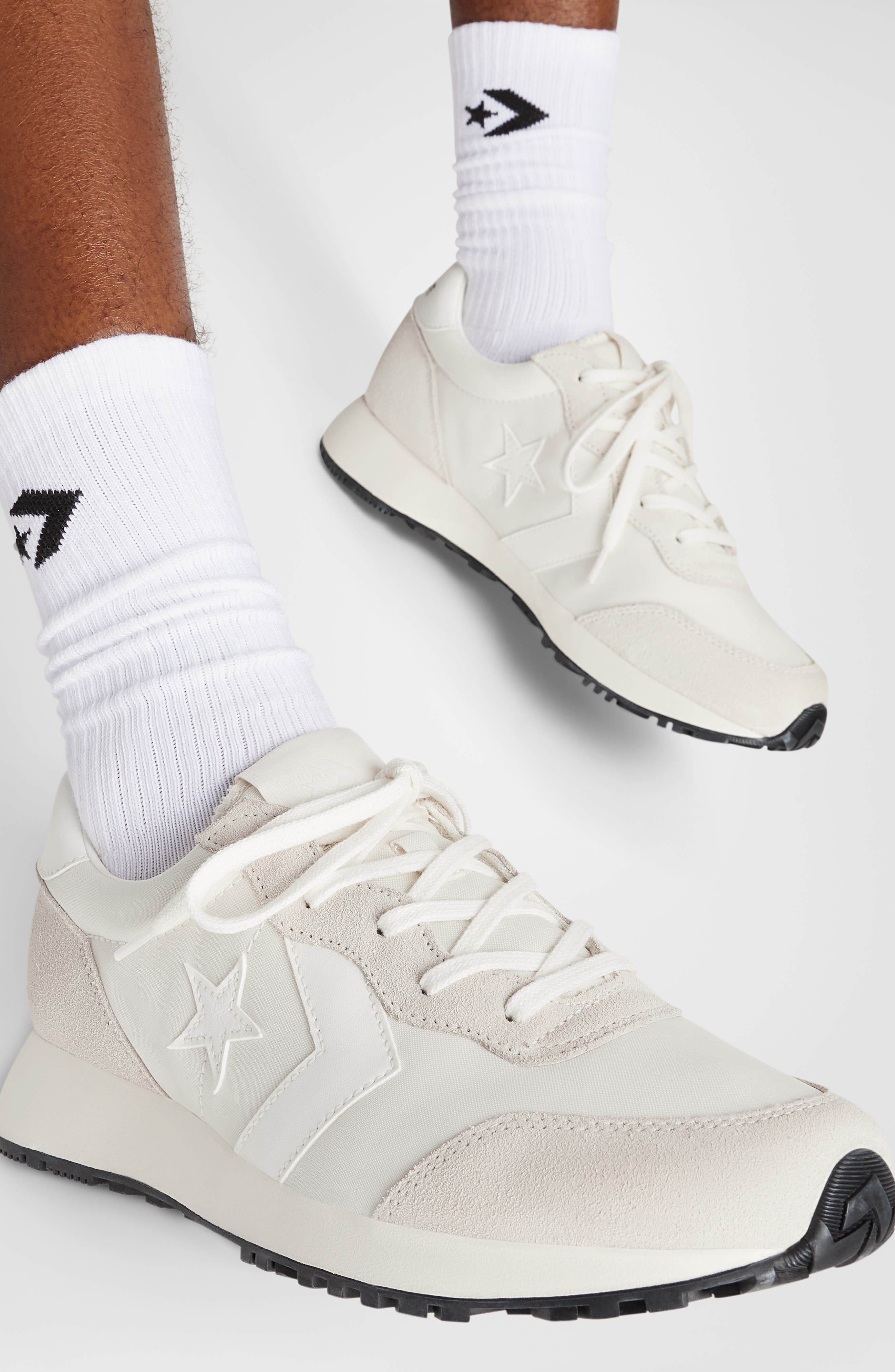 Gender Inclusive Omega Trainer Sneaker, Alternate, color, EGRET/ VINTAGE WHITE/ BLACK