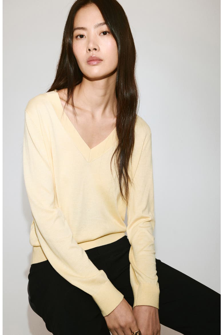 V-Neck Sweater, Alternate, color, VANILLA