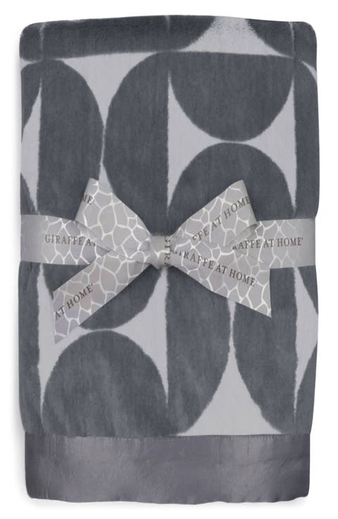 Half Moon Print Throw Blanket