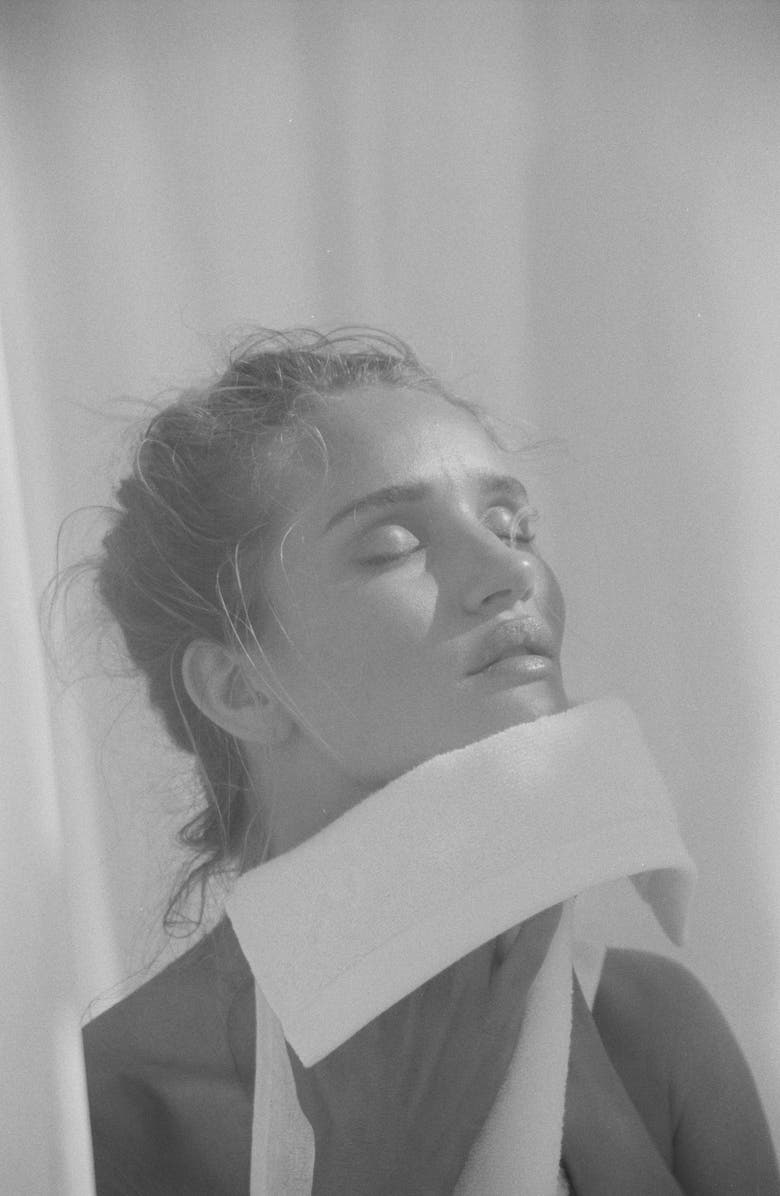 Resore ̀ Face Wash Cloth, Alternate, color,