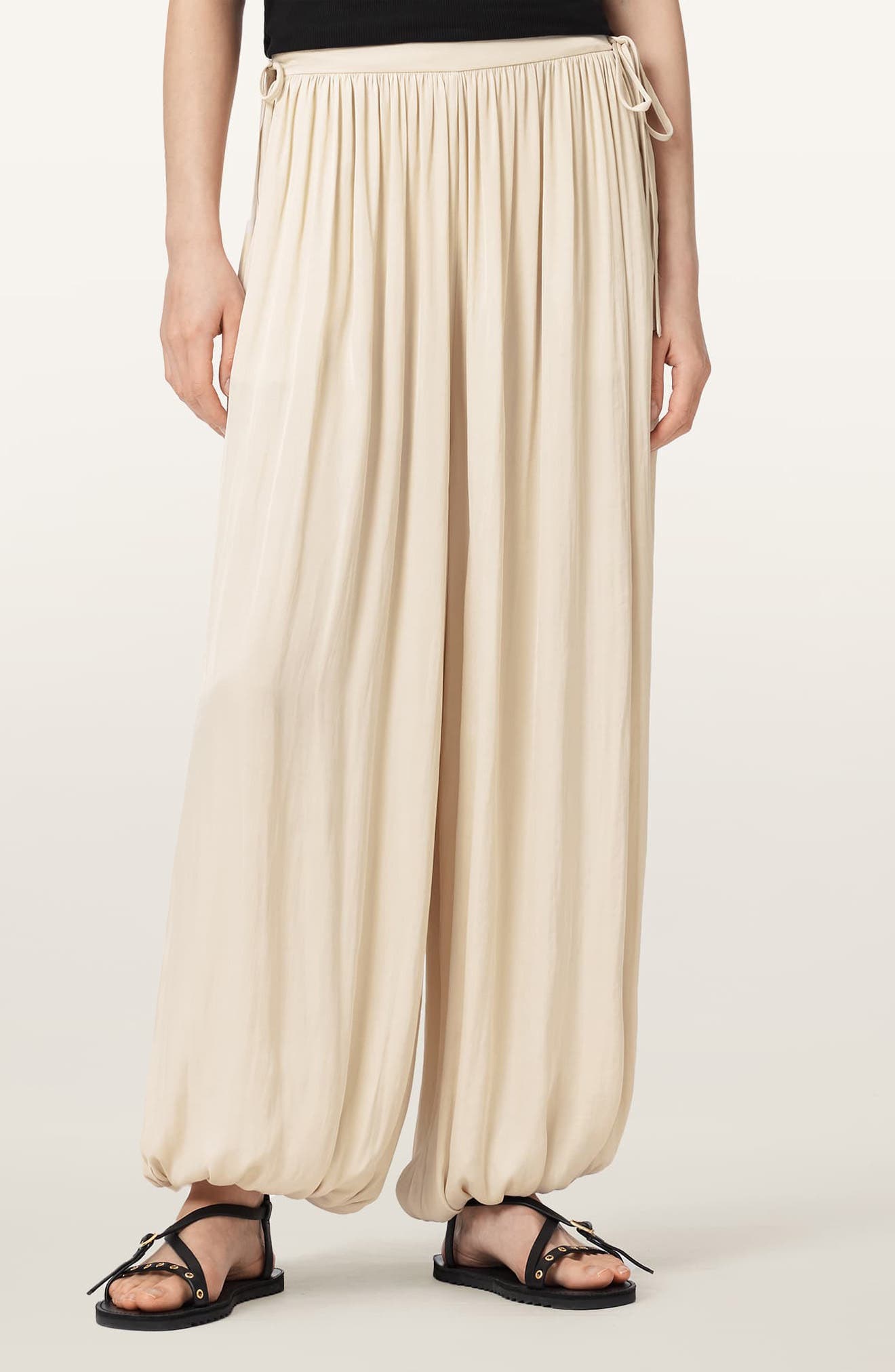 selected CREAM WHITE
