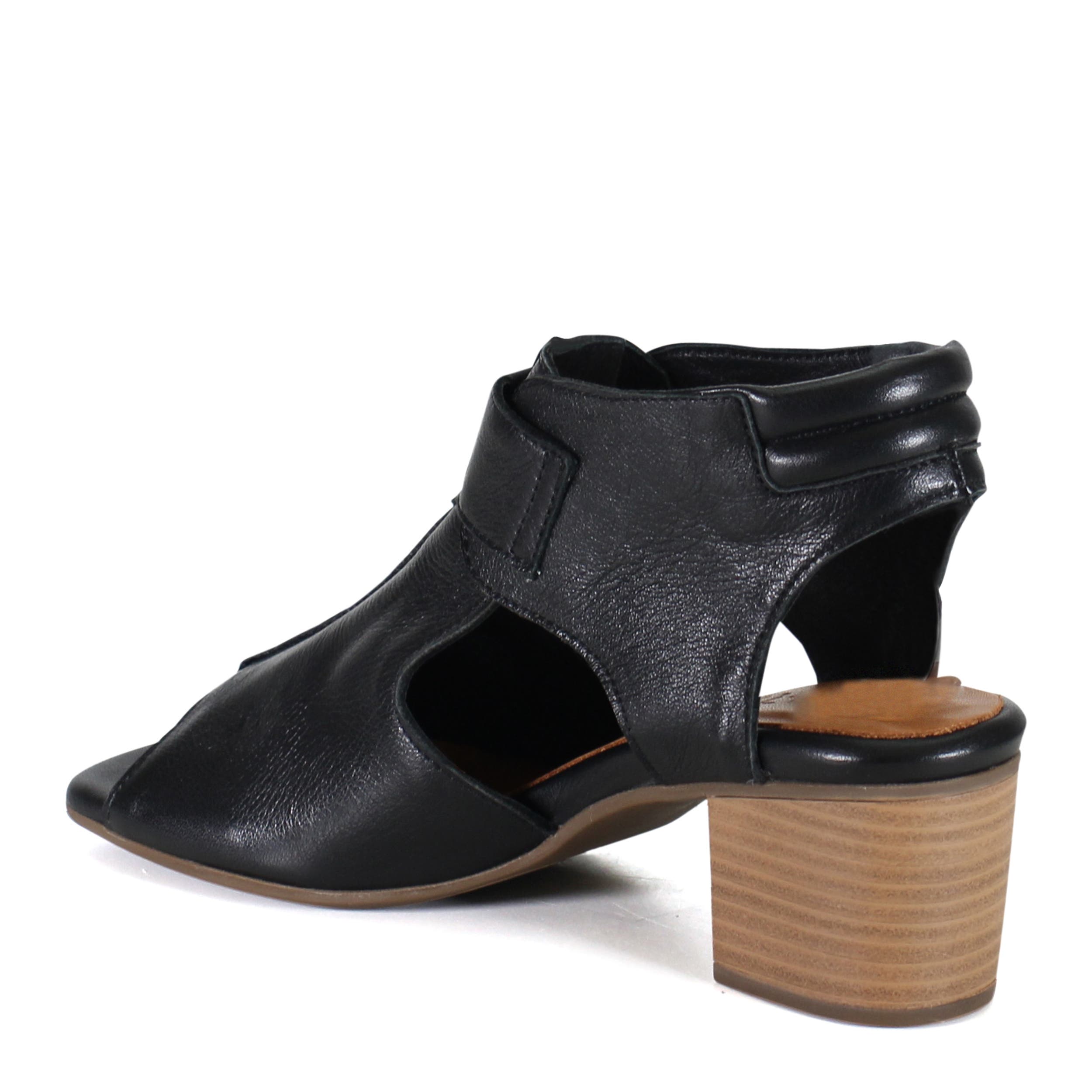 DibaTrue CORA LINE Leather Dressy Heeled Sandal, Alternate, color, Black