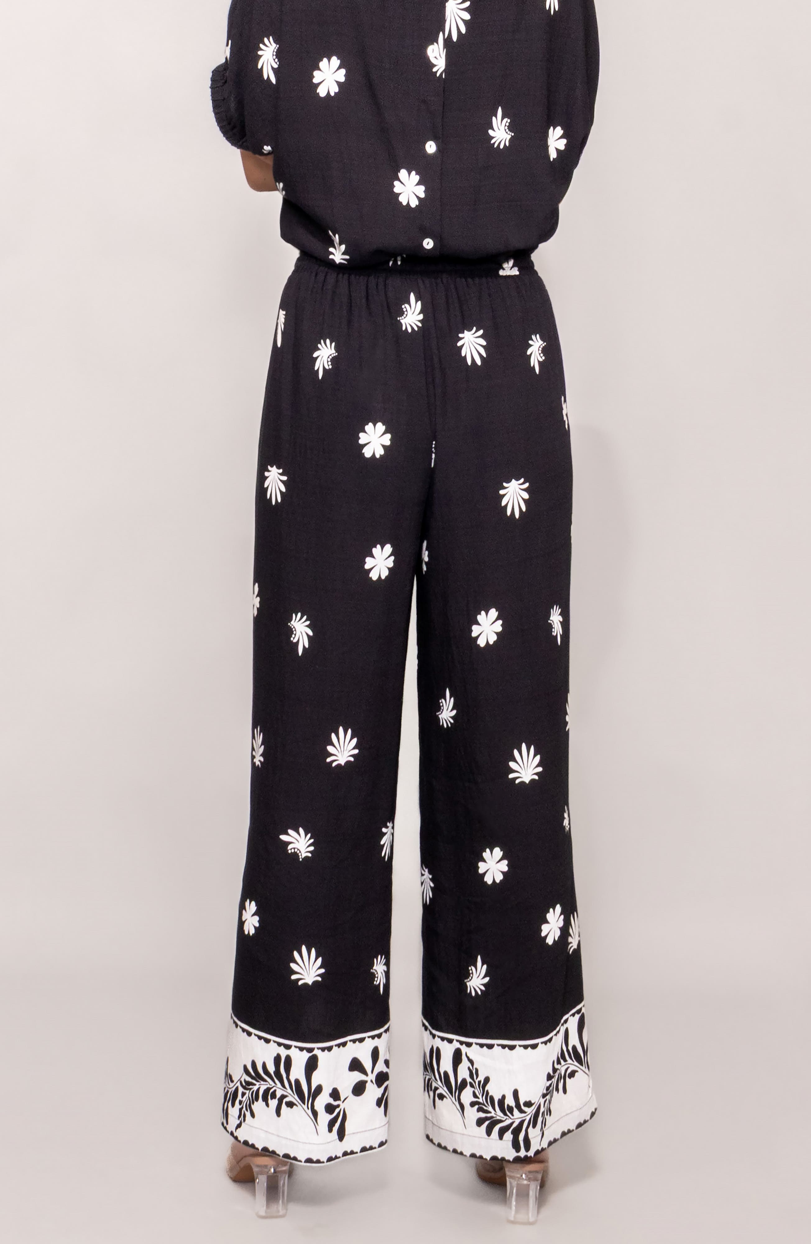 Floral Print Ankle Pants - image 2