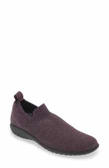 Nuku Slip-On Sneaker