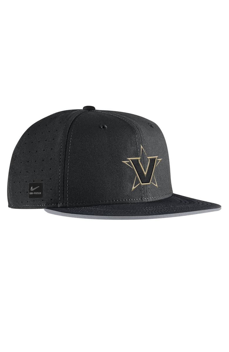 Nike Men's Nike Black Vanderbilt Commodores 2025 On-Field True Performance Baseball Fitted Hat, Alternate, color, 