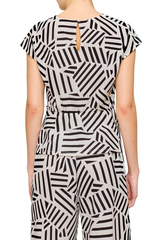 Melloday Side Ruched Crepe Top In Bone Black Geo