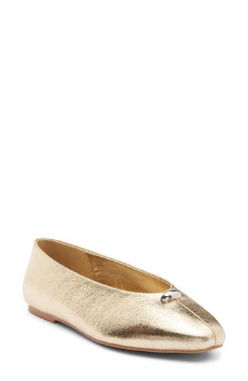 Abound Hayden Flat In Gold Metallic