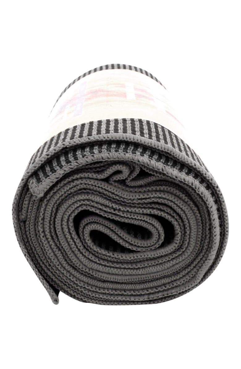 Hugger Mugger The Yoga Towel, Alternate, color, Graphite