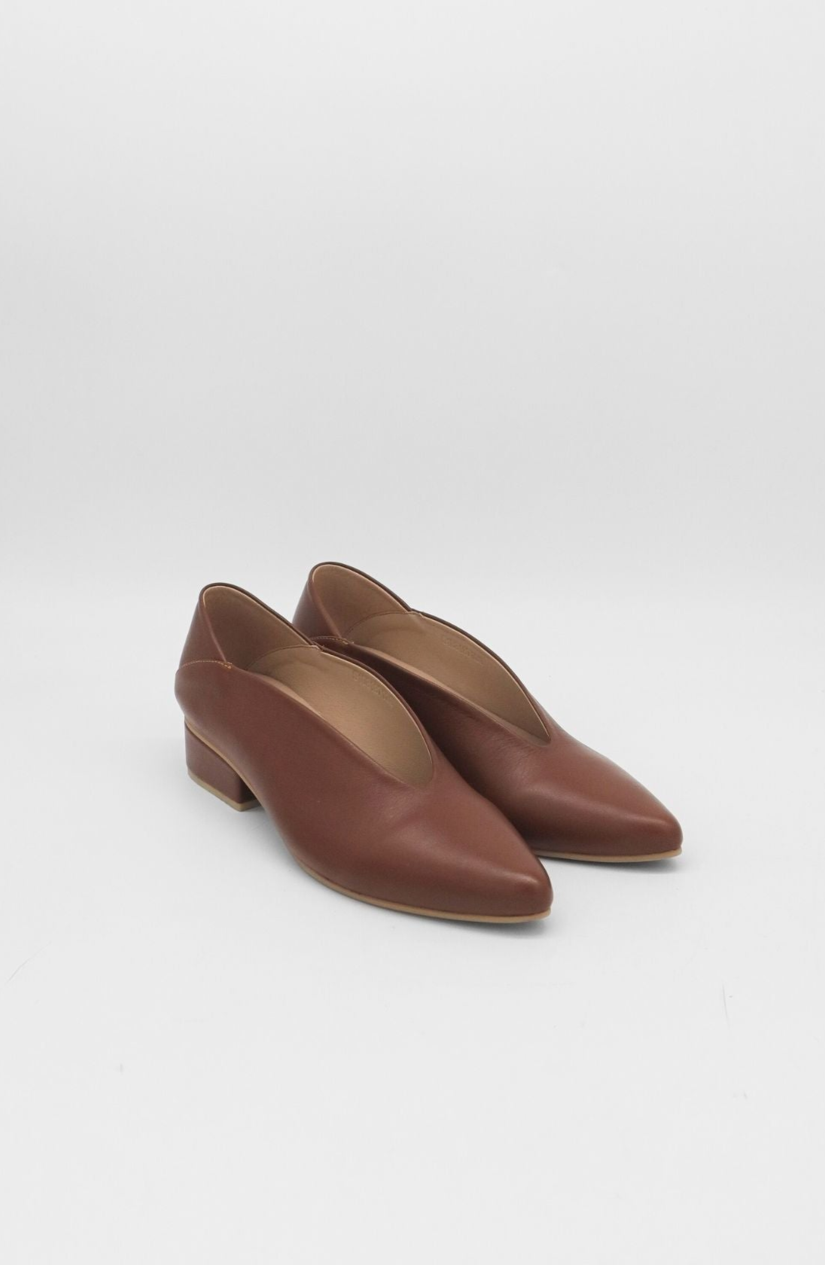 Lascito Slip On Loafers, Alternate, color, Brown