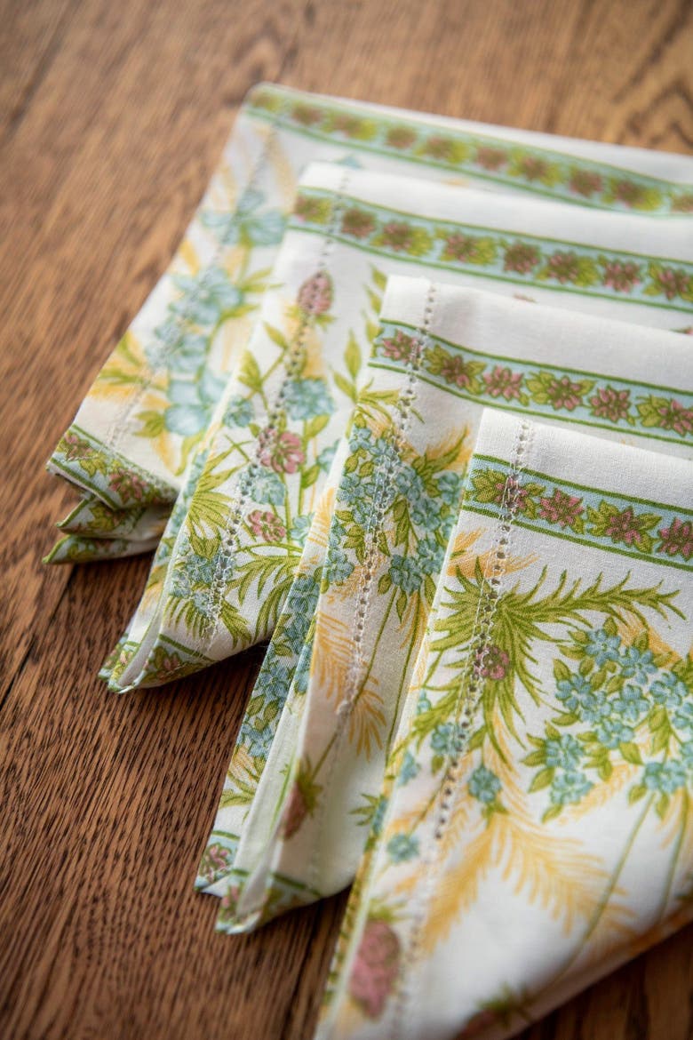 Clover Luncheon Napkins, Set of 4, Alternate, color, White