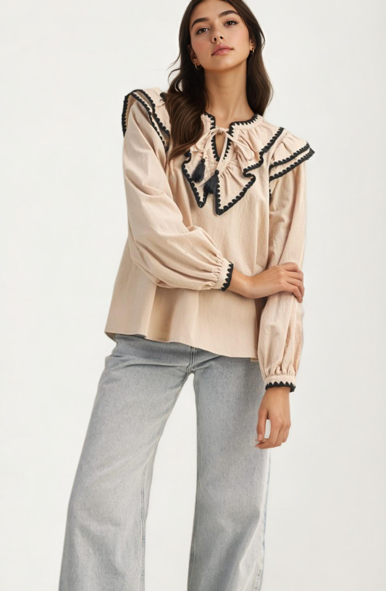 Knit and Lounge Ruffle Trim Oversized Contrast Collar Blouse, Alternate, color, Beige / Black
