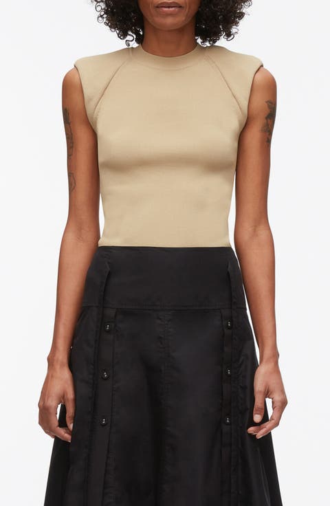 Compact Rib Structured Top