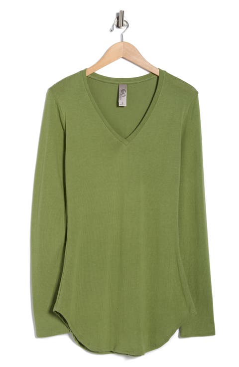 V-Neck Long Sleeve Knit T-Shirt