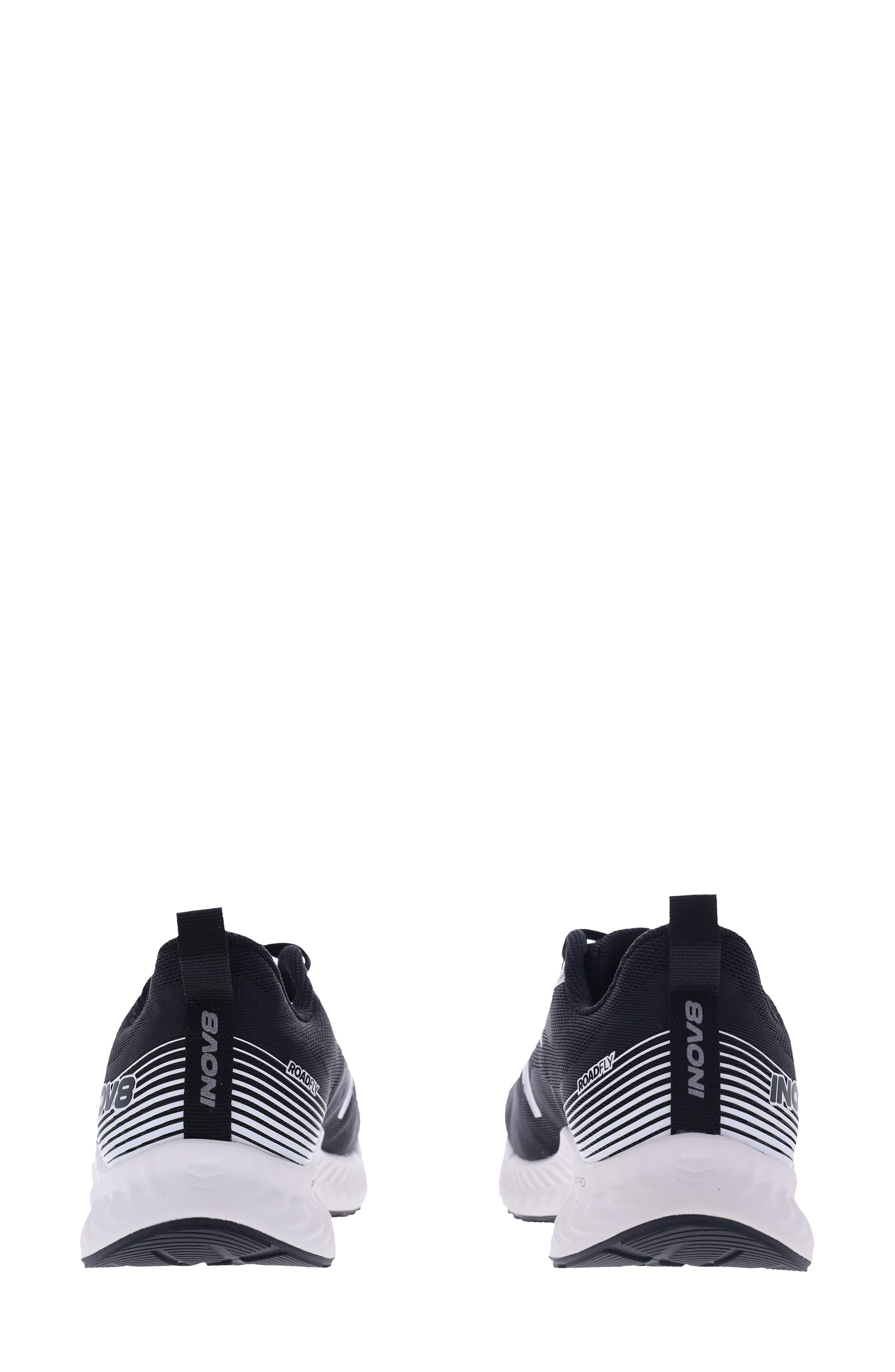 Roadfly Running Shoe, Alternate, color, BLACK/ WHITE