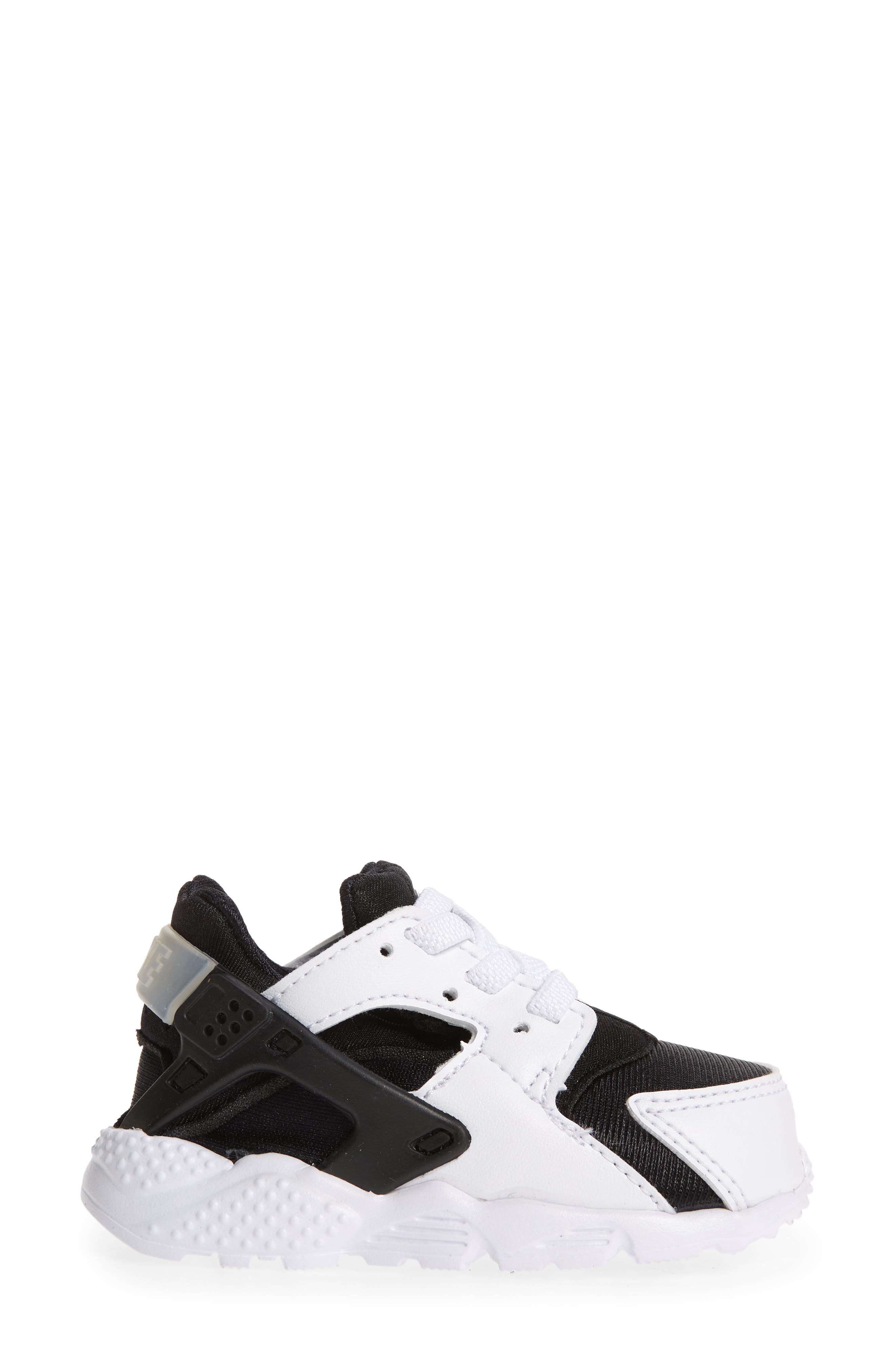 Nike Huarache Run Sneaker, Alternate, color, 