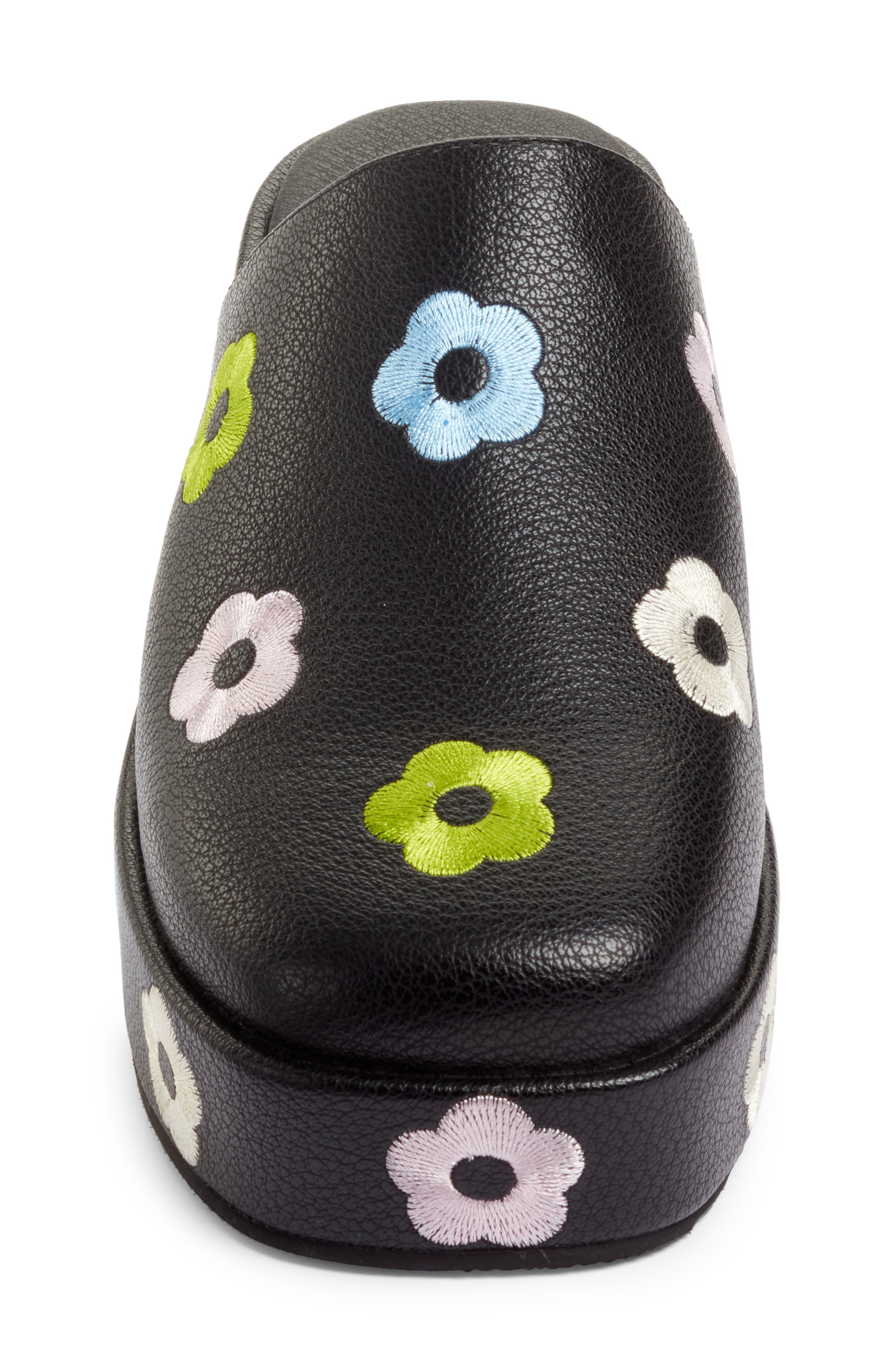 Lisa Says Gah Dakota Clog, Alternate, color, 