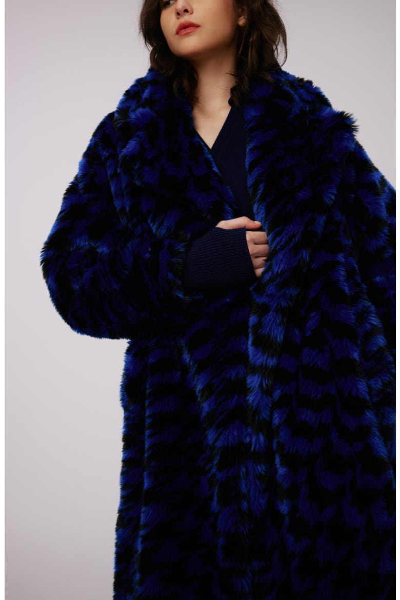 Arwen Houndstooth Check Faux Fur Coat, Alternate, color, HOUNDSTOOTH ROYAL BLUE