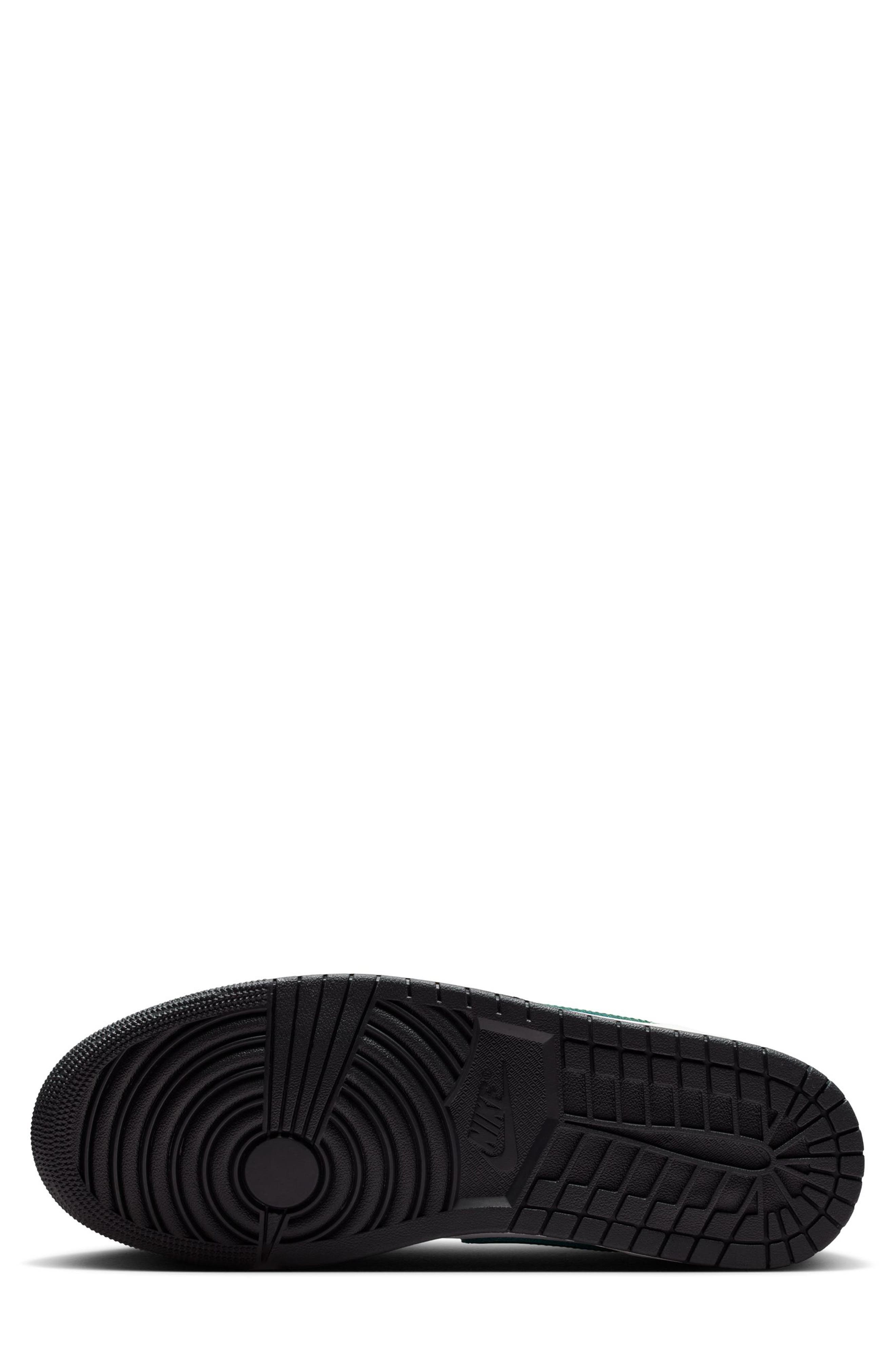 Air Jordan 1 Low Basketball Sneaker, Alternate, color, BLACK/ GRG GREEN/ SMMT WHITE