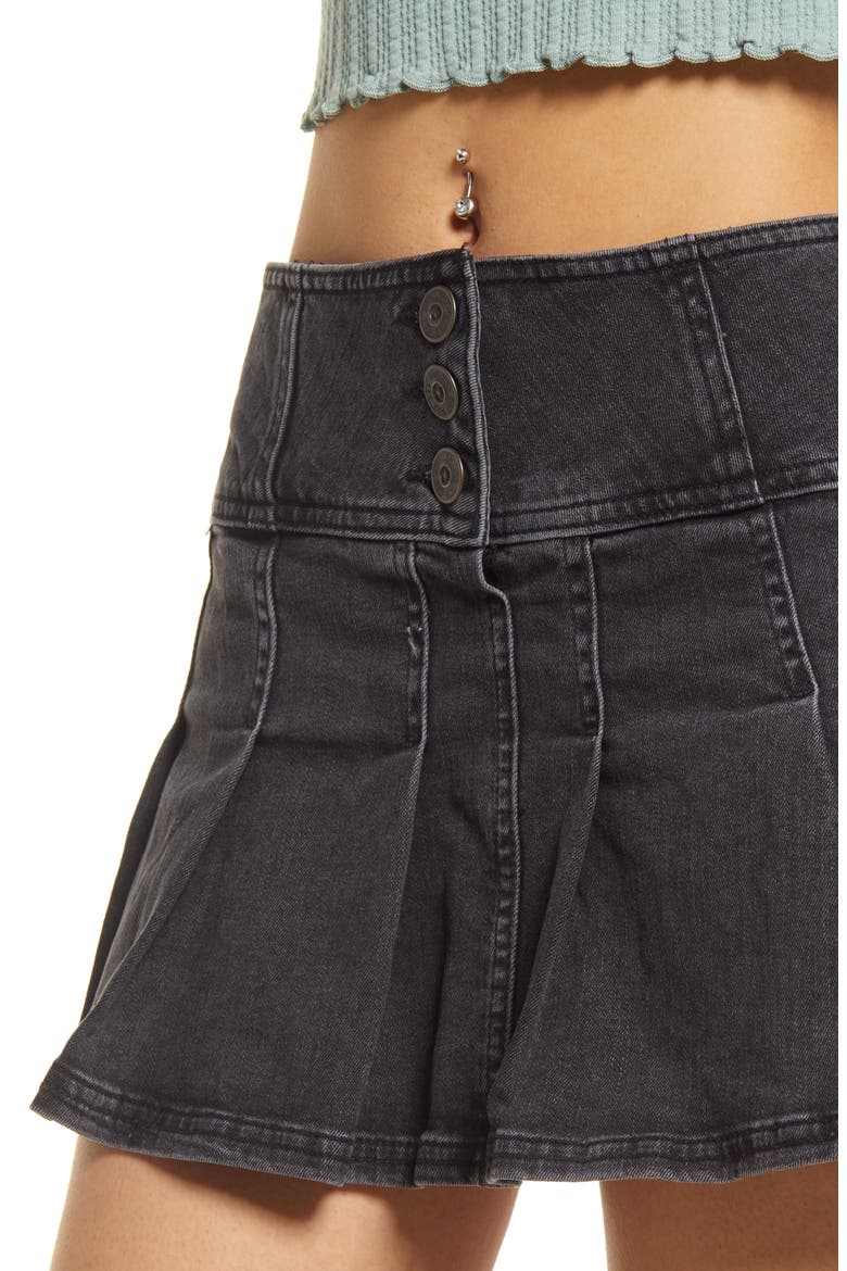 Stretch Denim Kilt Miniskirt, Alternate, color, BLACK