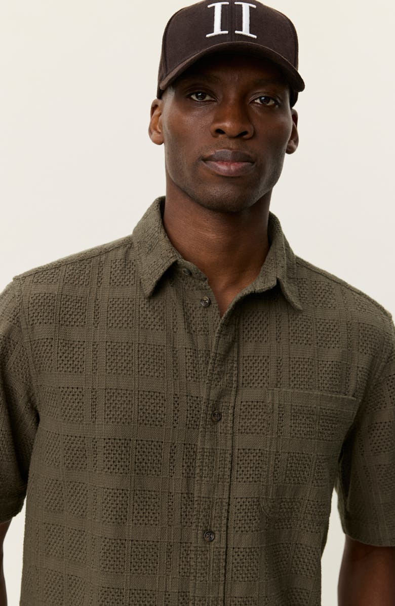 Les Deux Charlie Short Sleeve Button-Up Shirt, Alternate, color, Olive Night