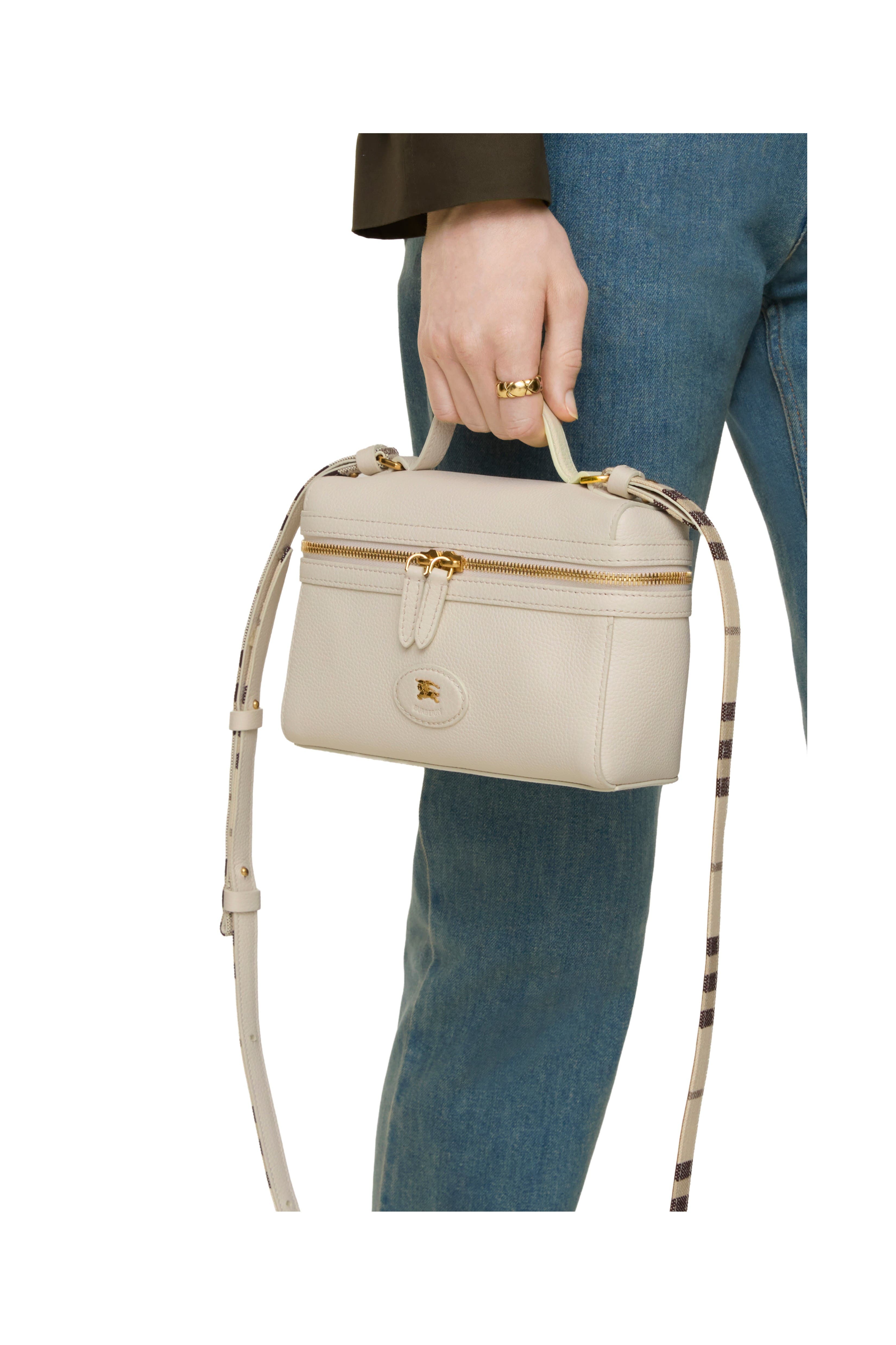 Burberry Bloomsbury Vanity Bag, Alternate, color, Soap Beige/Light Beige