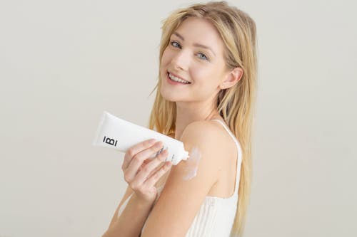 Blossom Essentials Moisture Restore Body Lotion