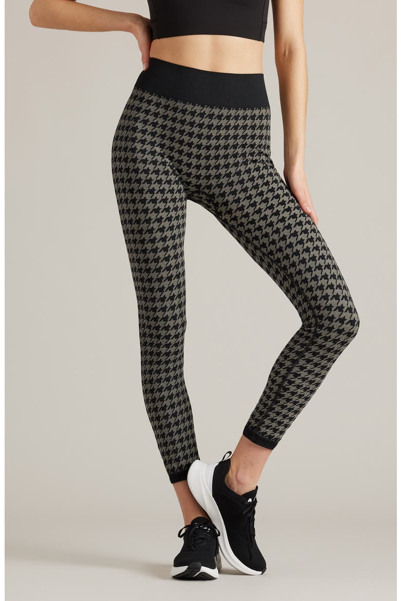 Houndstooth Seamless Base Layer Leggings, Main, color, BLACK