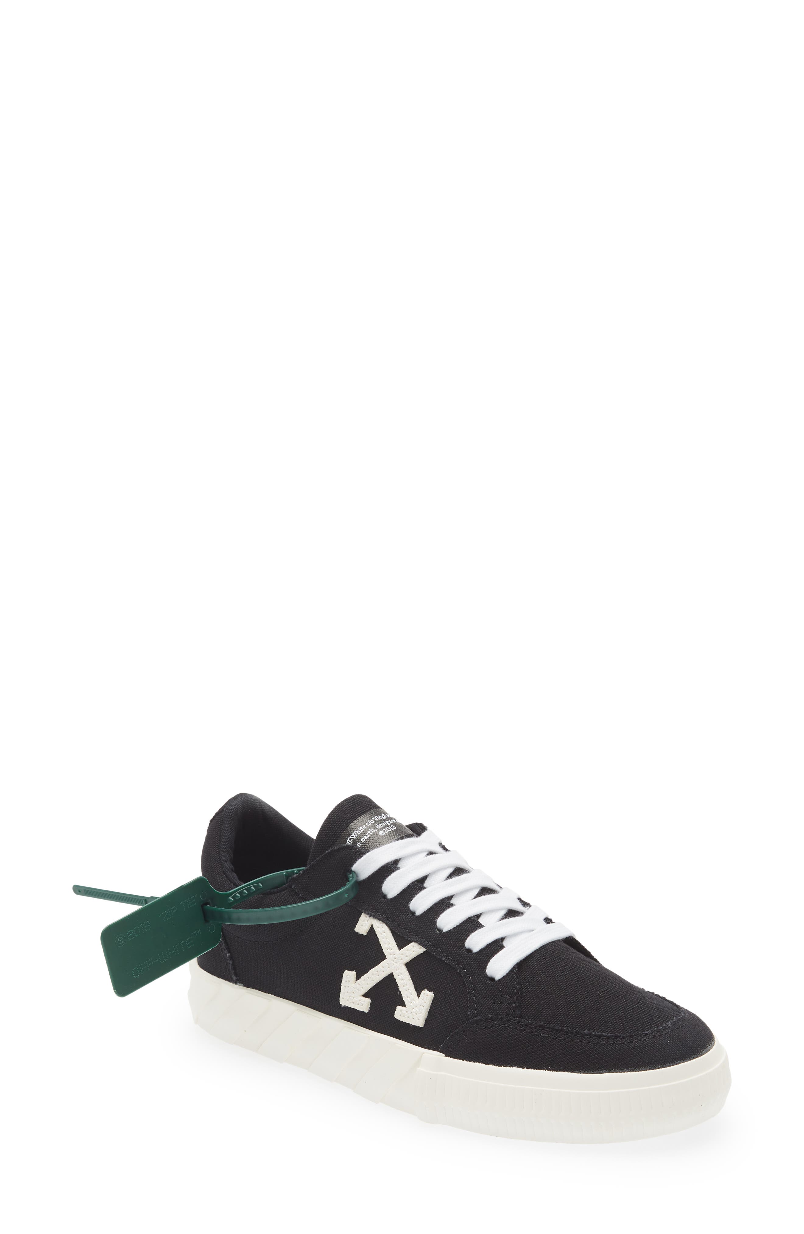 Off-White Vulcanized Low Top Sneaker, Main, color, 