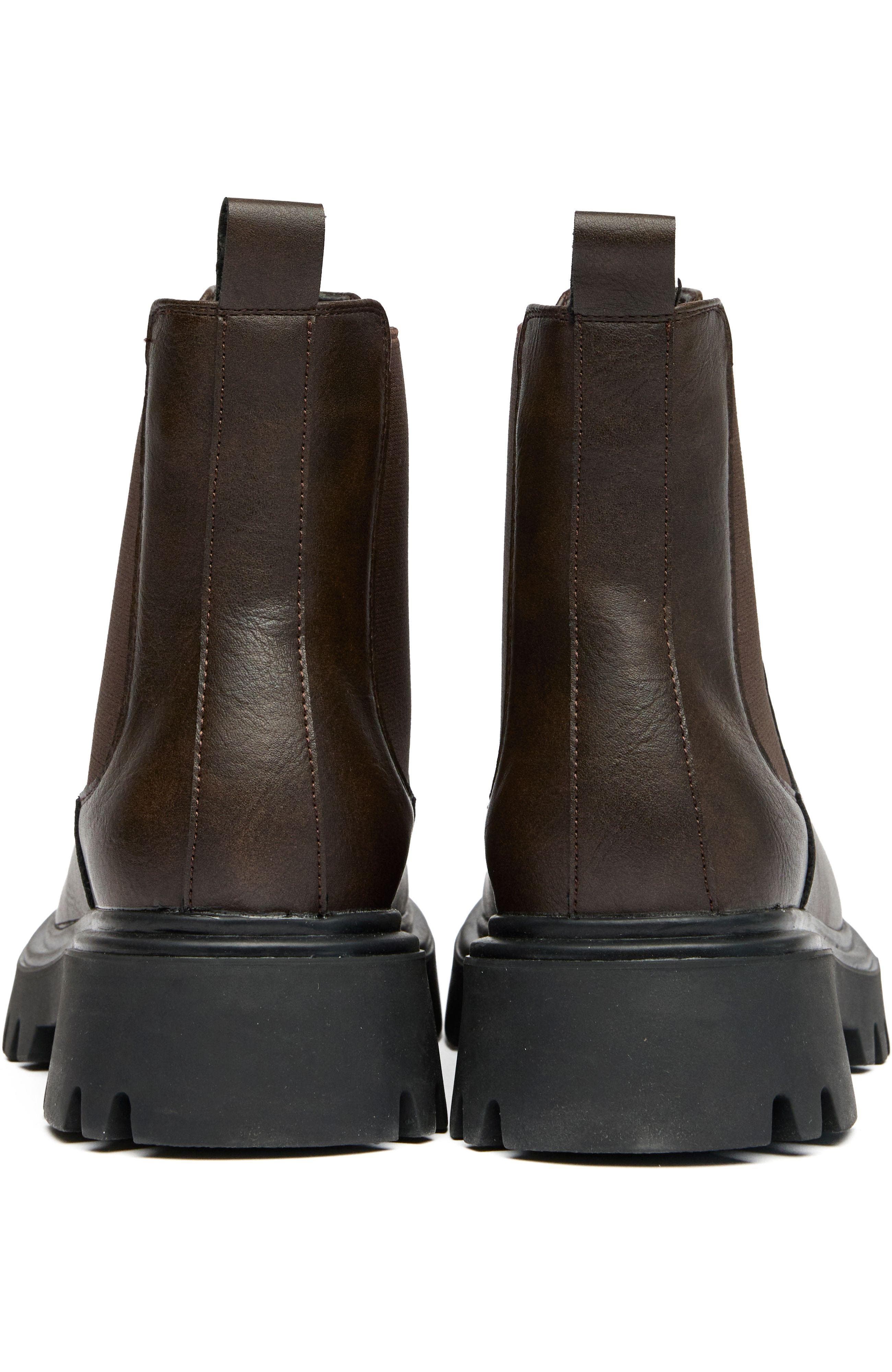 V.GAN LONDON Russ Chelsea Boots, Alternate, color, Brown