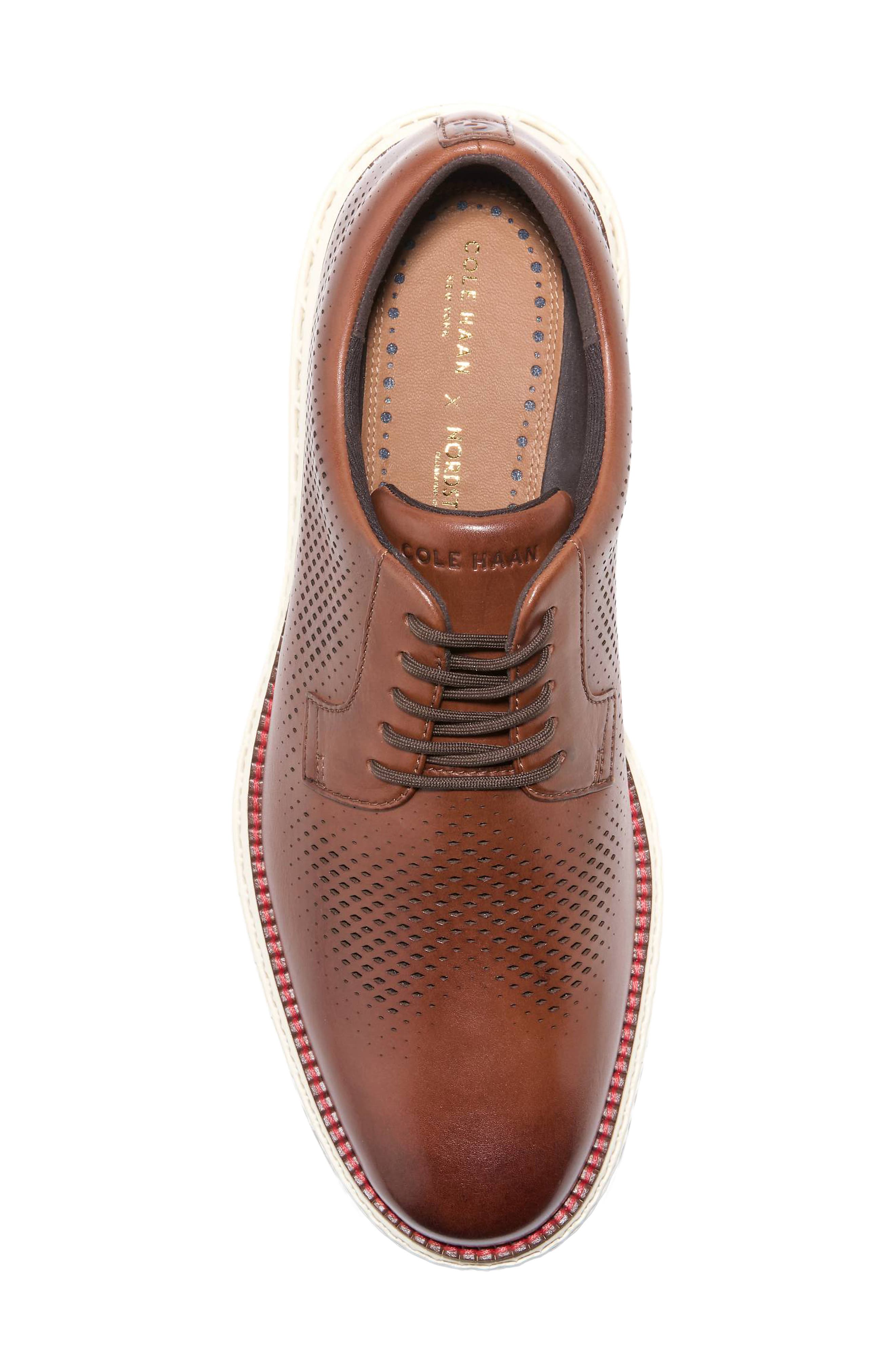 OriginalGrand 2.0 Laser Wingtip Oxford, Alternate, color, WOODBURY / IVORY