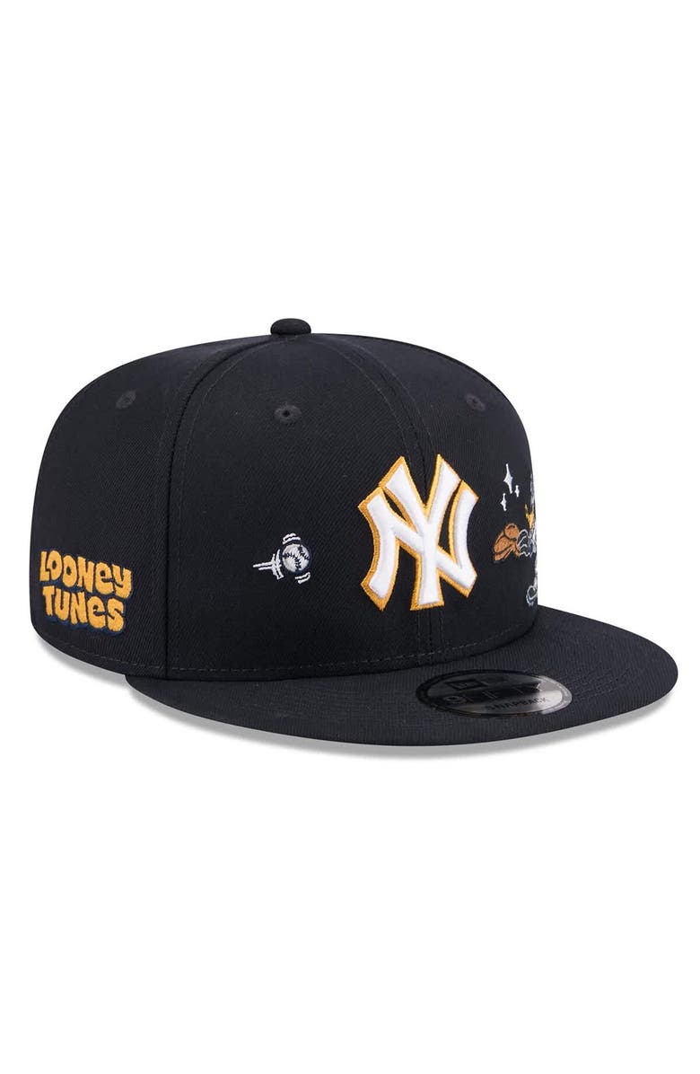 New Era Men's New Era Navy New York Yankees Looney Tunes Daffy Duck 9FIFTY Snapback Hat, Main, color, 