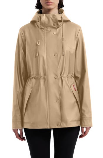 Hunter Abbey Short Rubberized Rain Jacket In British Tan