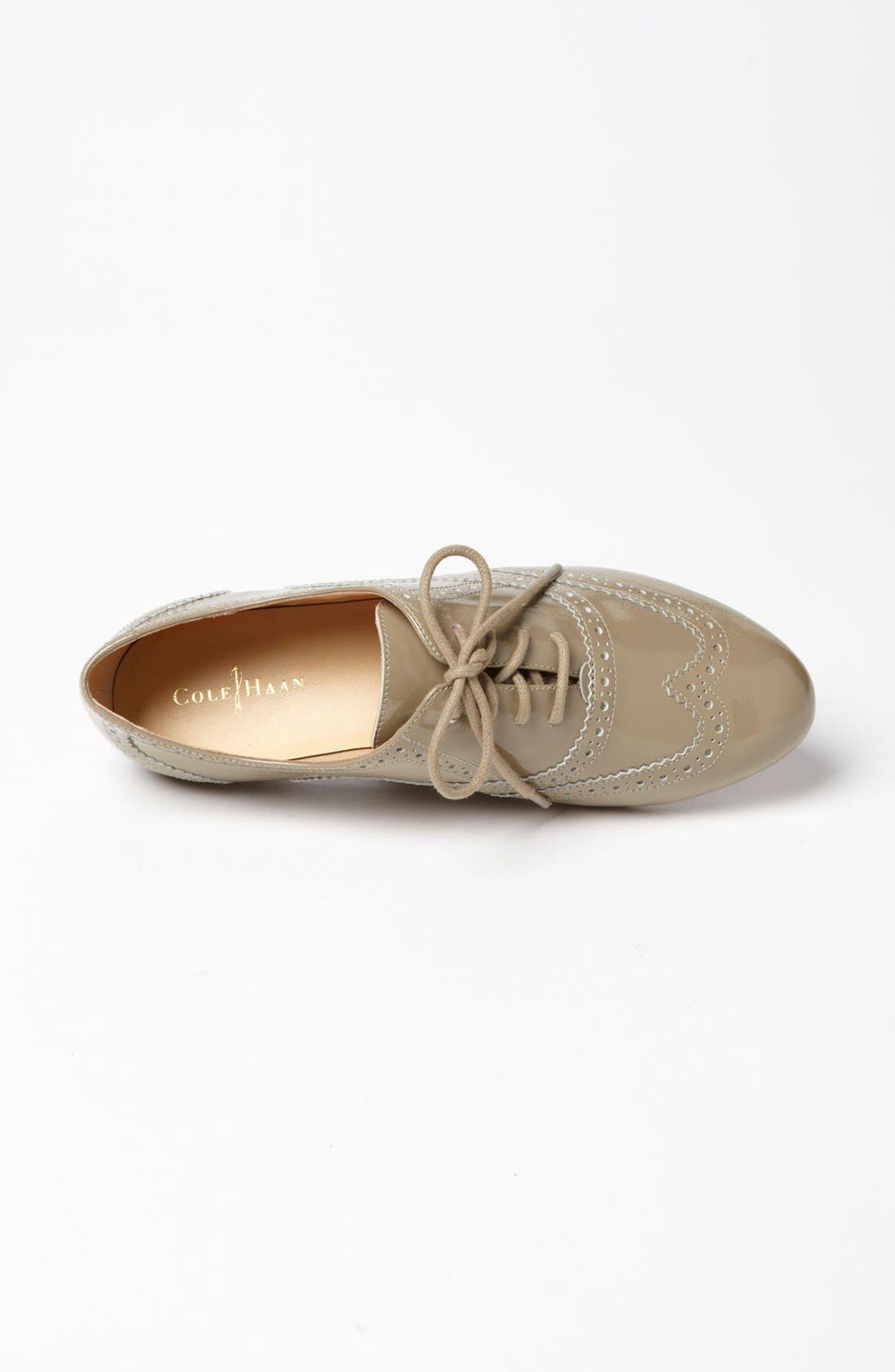 'Tompkins' Oxford, Alternate, color, SUMMER KHAKI