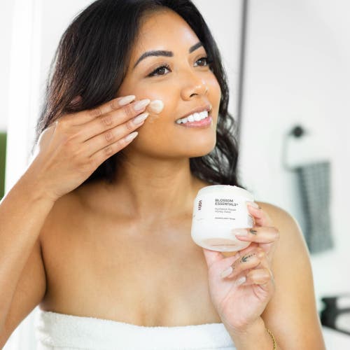 Blossom Essentials Hydration Repair Honey Salve