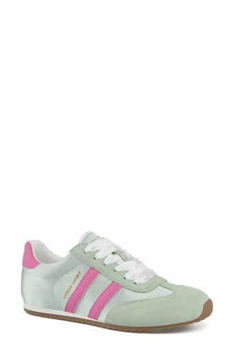 Pacific Low Top Sneaker