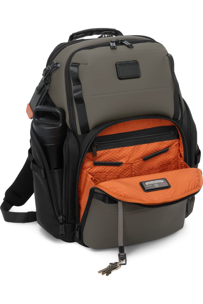 tumi alpha shaw backpack RARE "SQUID GAMES" Limited Edition Bravo Deluxe Gray/B Lusso Texano ensuring you can easily pack it all in and carry it in comfort Tumi alpha bag pack -