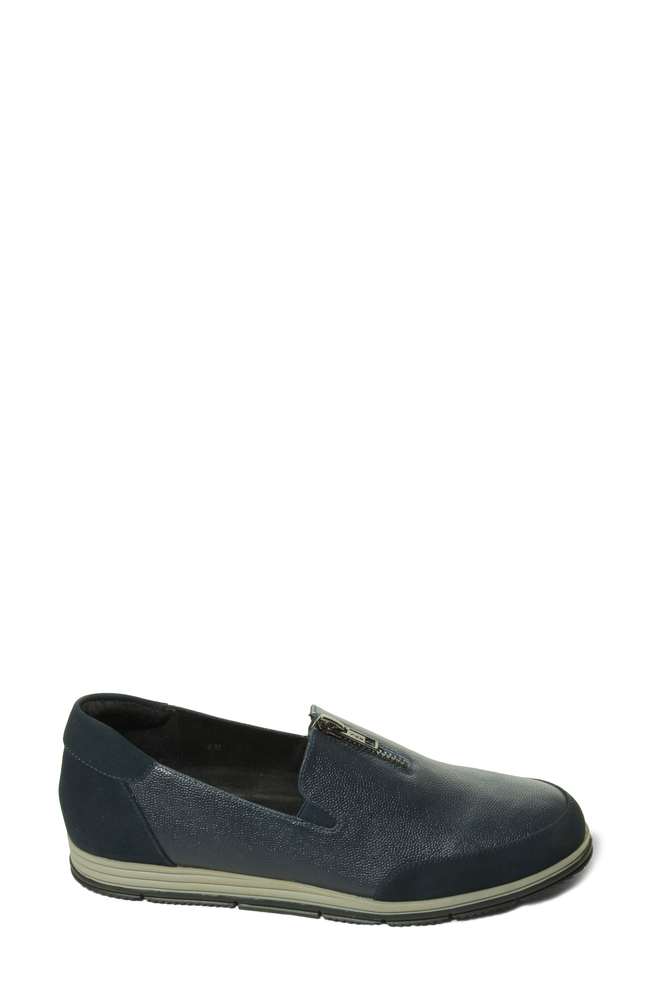 Quaver Flat, Alternate, color, NAVY LEATHER