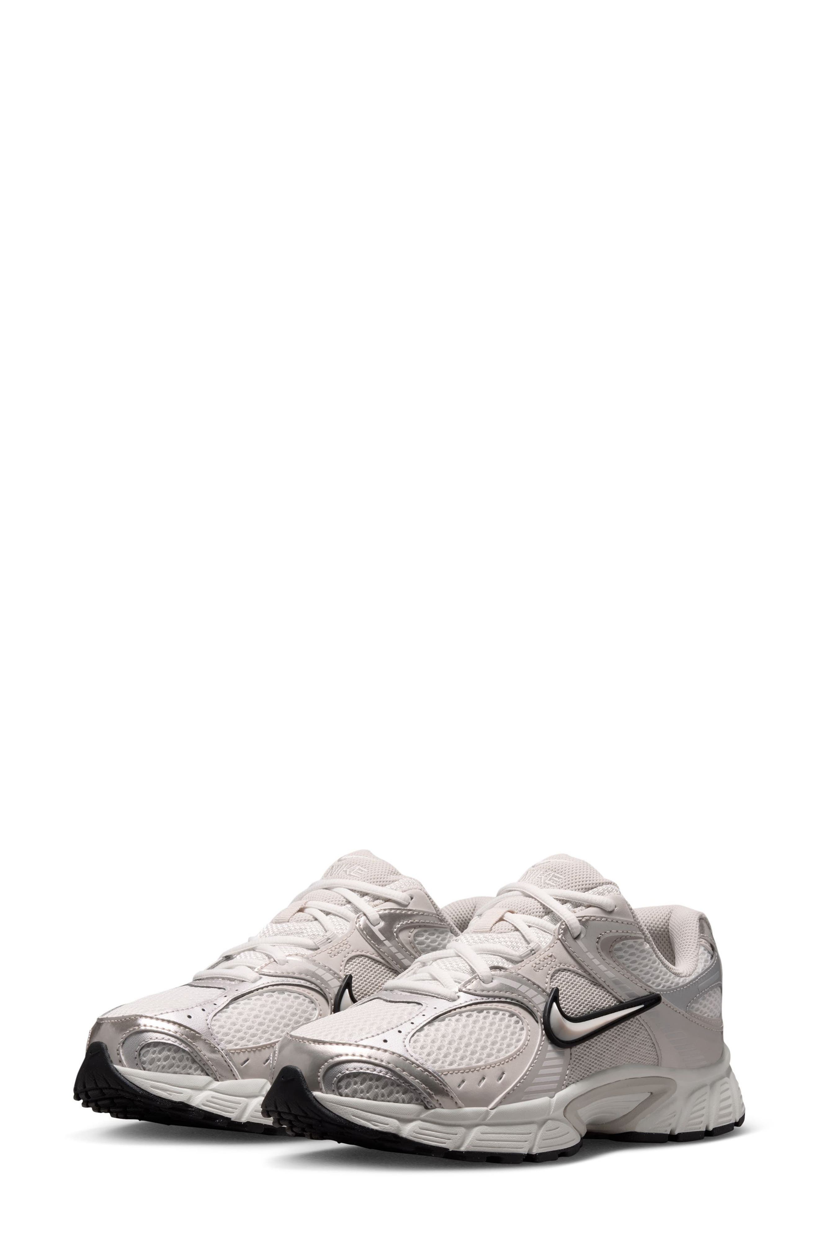 V5 RNR Running Shoe, Main, color, WHITE/ BROWN-SAIL-BLACK
