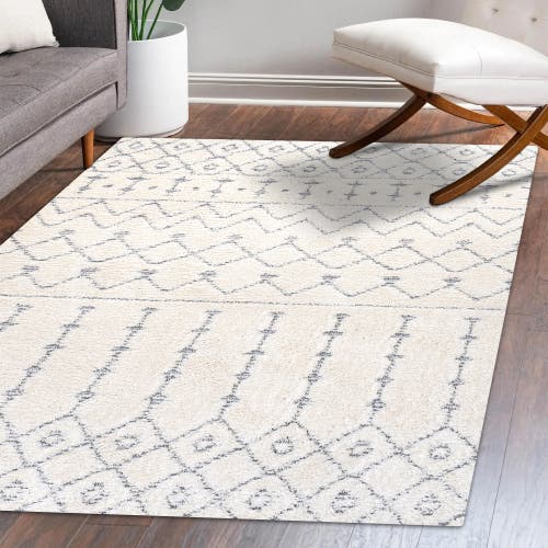 Jonathan Y Pia Moroccan Trellis Plush Carved Area Rug In Cream/gray