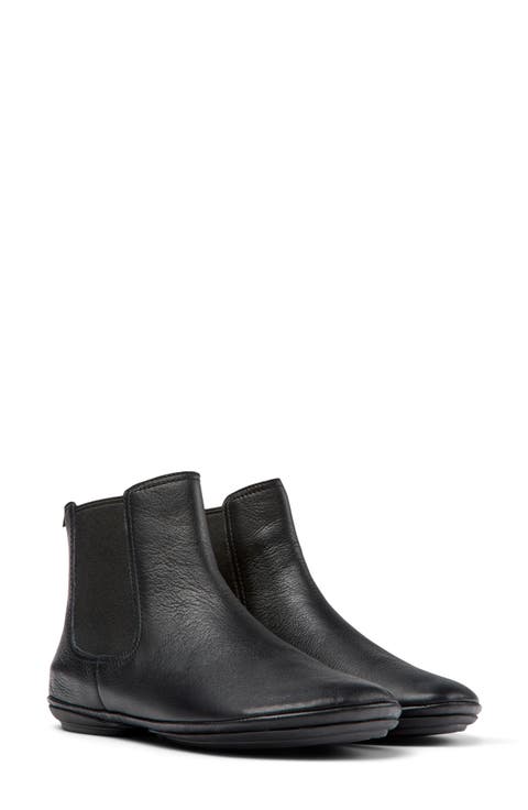 Right Nina Bootie (Women)