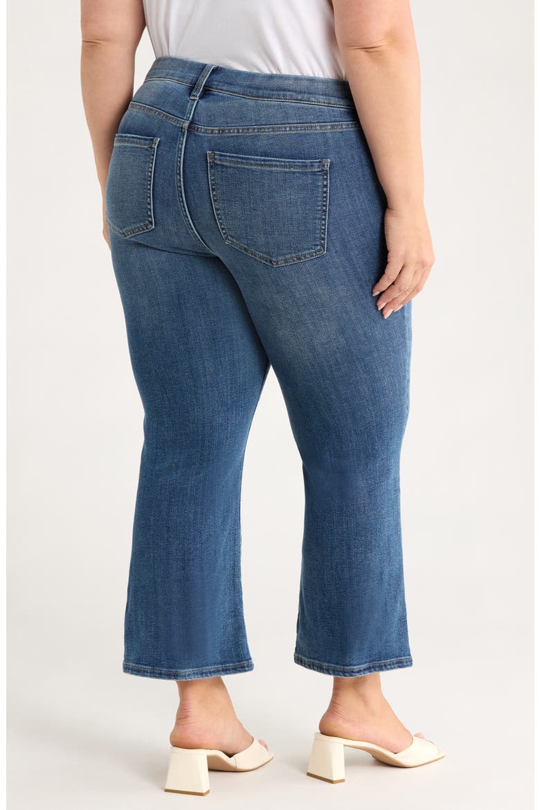 Gia Glider Exposed Button Crop Flare Jeans, Alternate, color, NEOLA